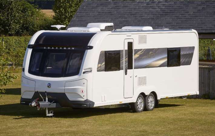 Coachman Lusso Location Front